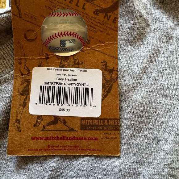 Mitchell & Ness Gray Yankees Logo Tee shirt top nwt size large unisex - Picture 3 of 6